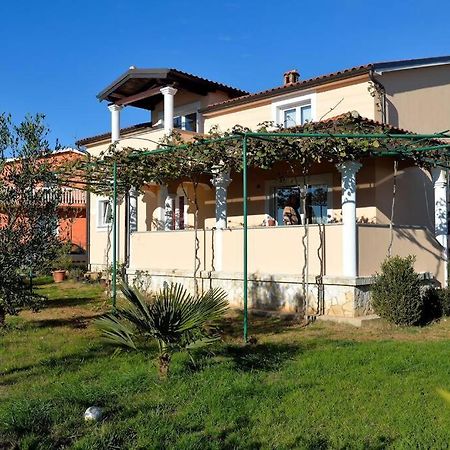 Comfortable Apartment Near Pula Marcana Экстерьер фото