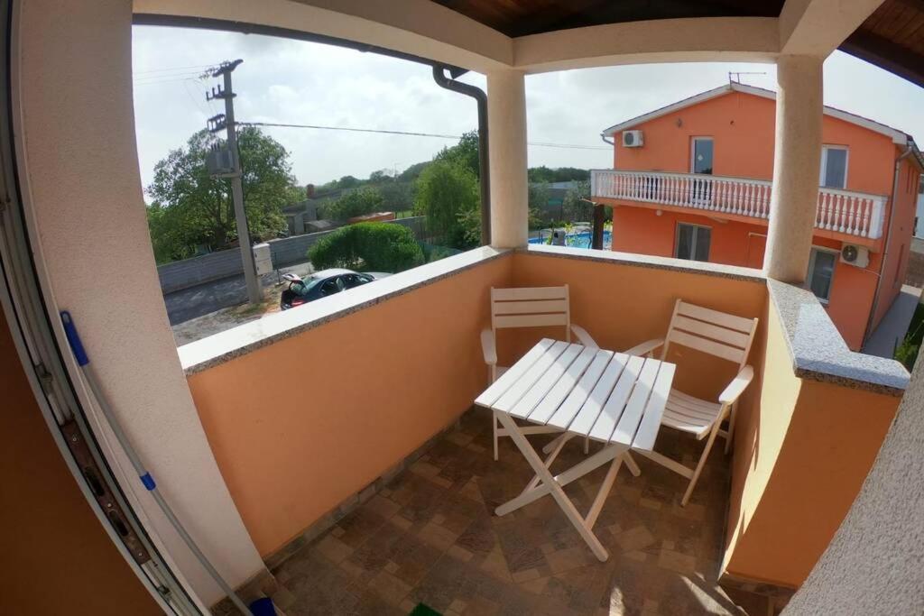 Comfortable Apartment Near Pula Marcana Экстерьер фото